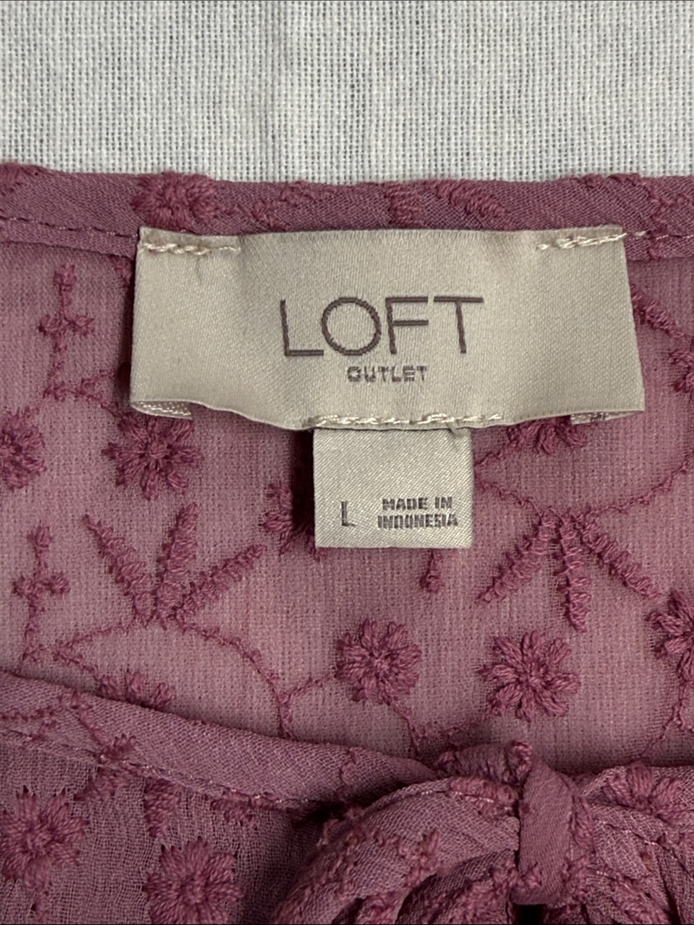 Loft Top - Picture 2 of 4